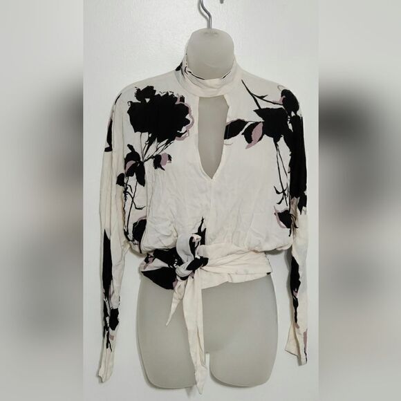 Free People | Ivory Say You Love Me Cutout Long-Sleeve Top - Women size XS - Picture 5 of 10